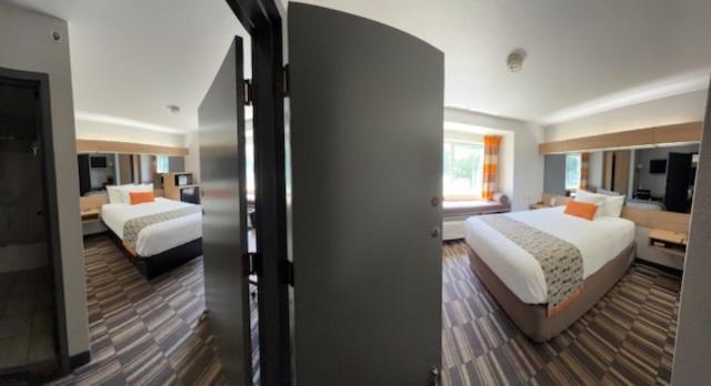 Microtel Inn & Suites By Wyndham Gatlinburg Buitenkant foto